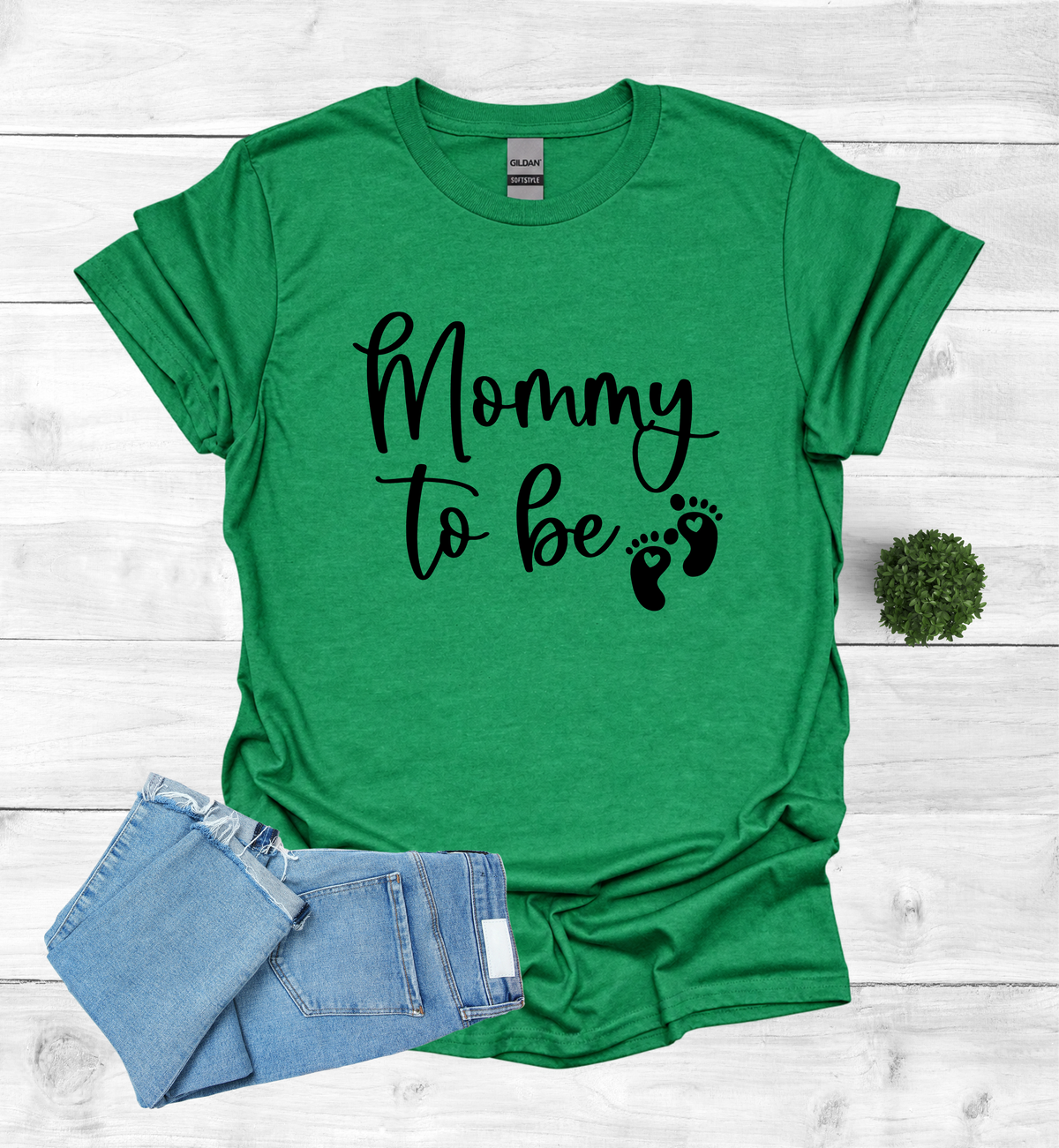 Mommy to be T-Shirt