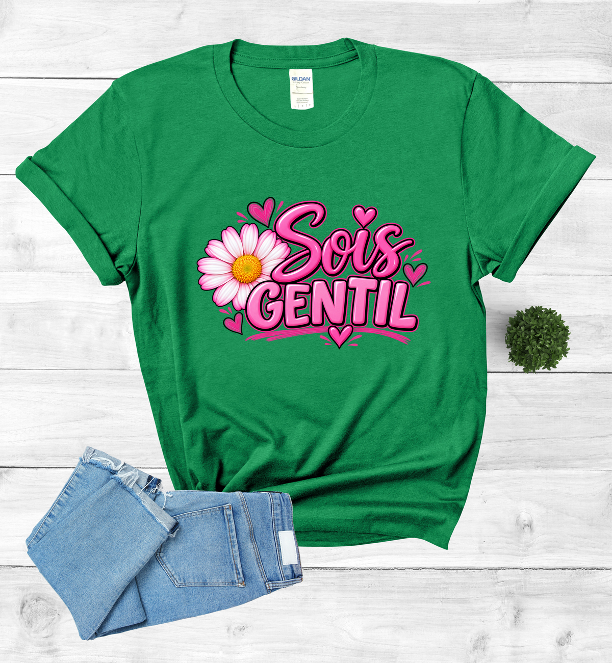 Sois Gentil, Be kind T-Shirt raising awareness