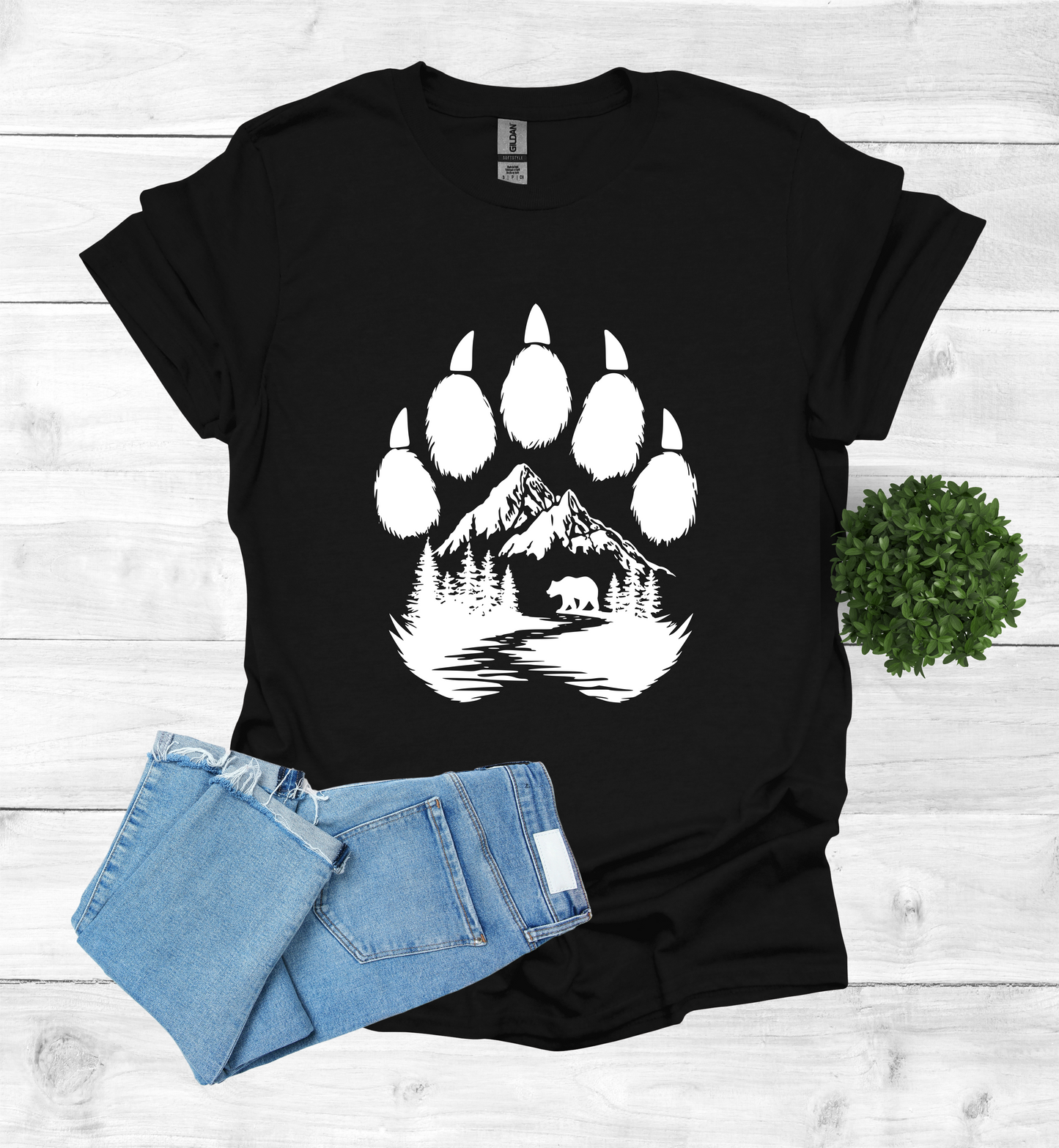 Bear Paw with Mountain Scene
