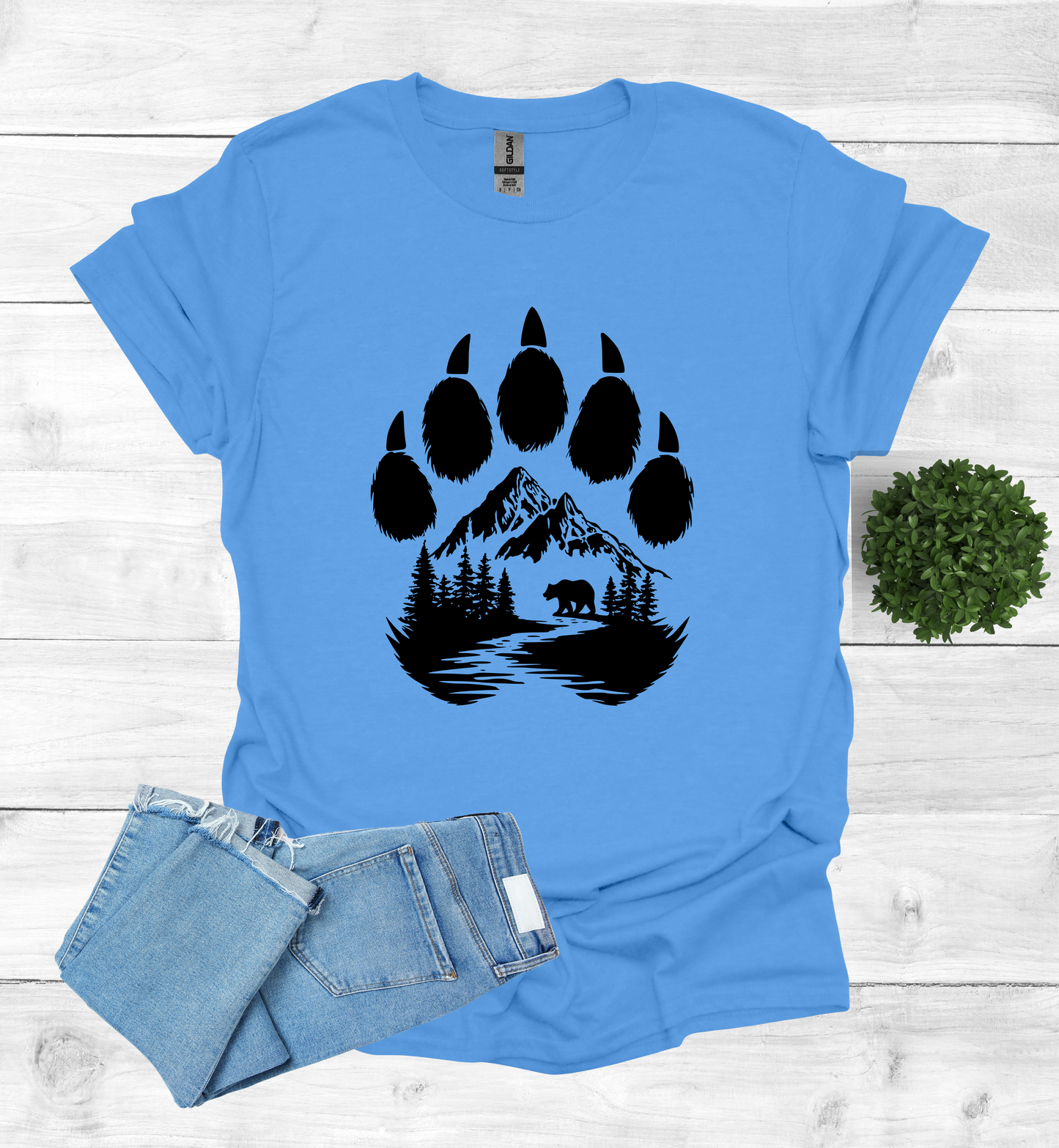 Bear Paw with Mountain Scene