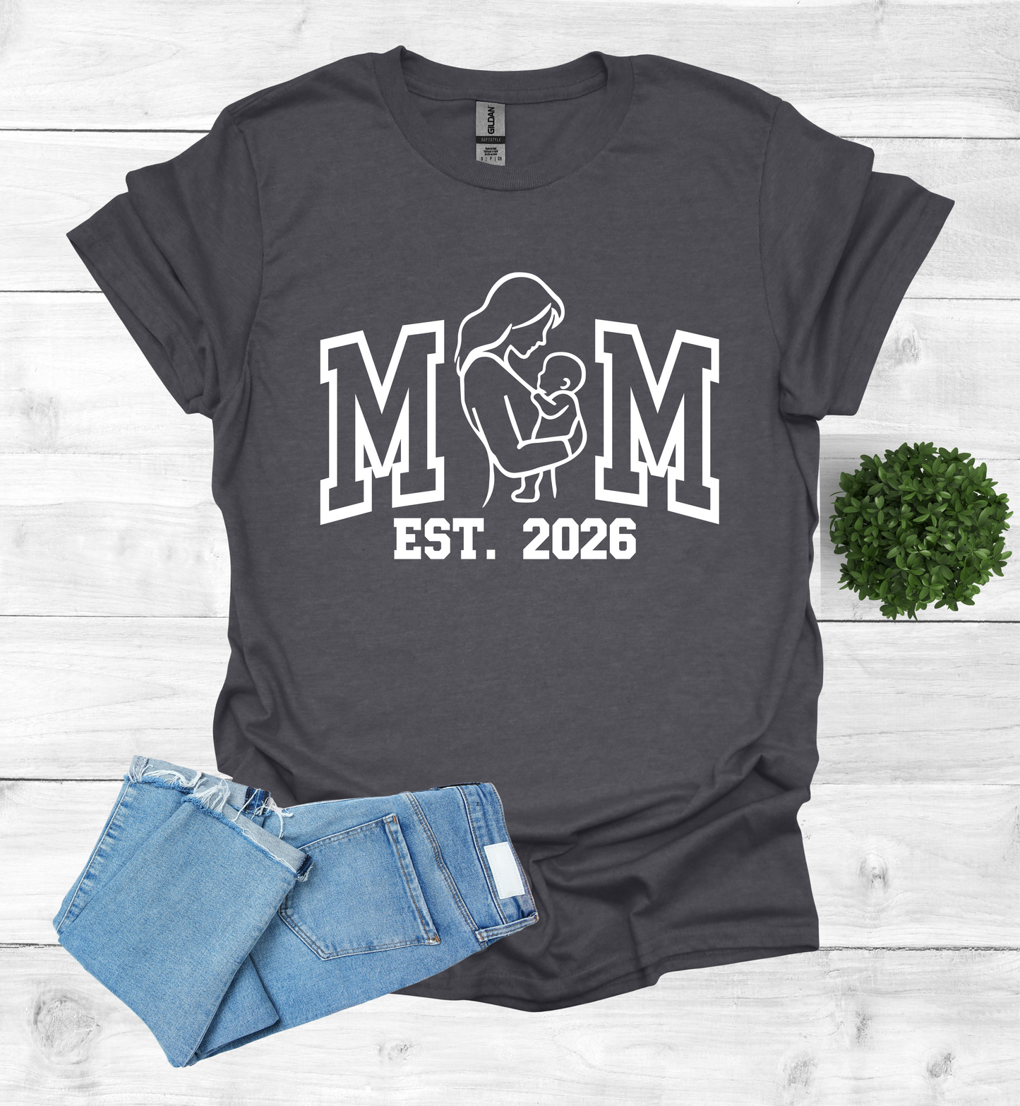 Mom EST 2026 shirt