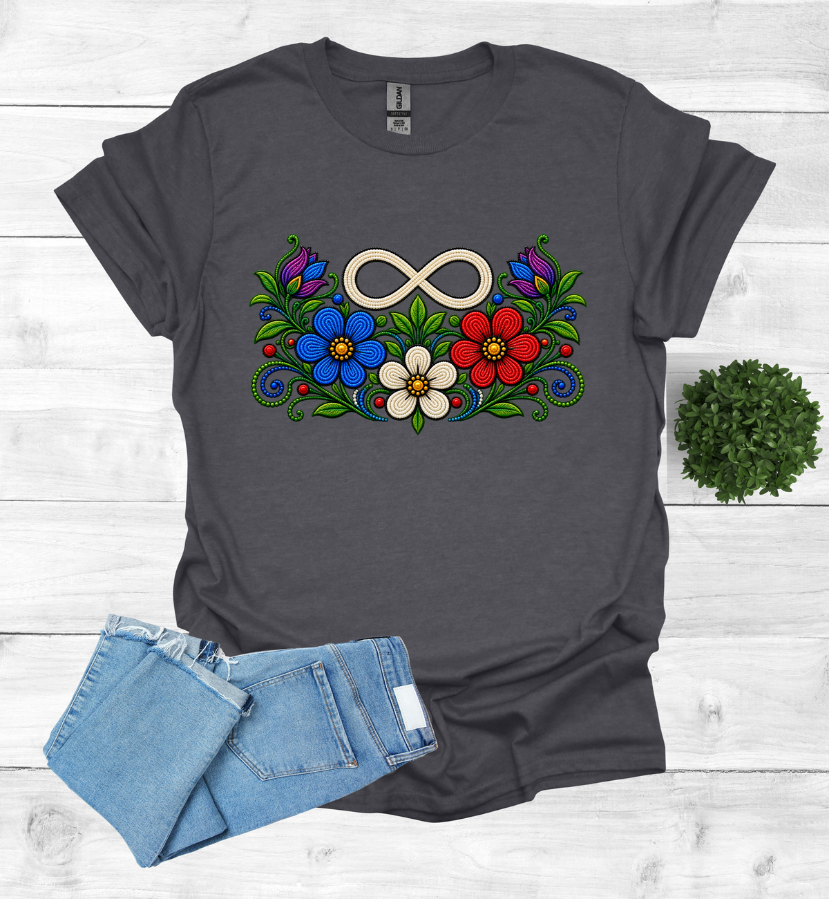 Métis Symbol with flowers T-Shirt