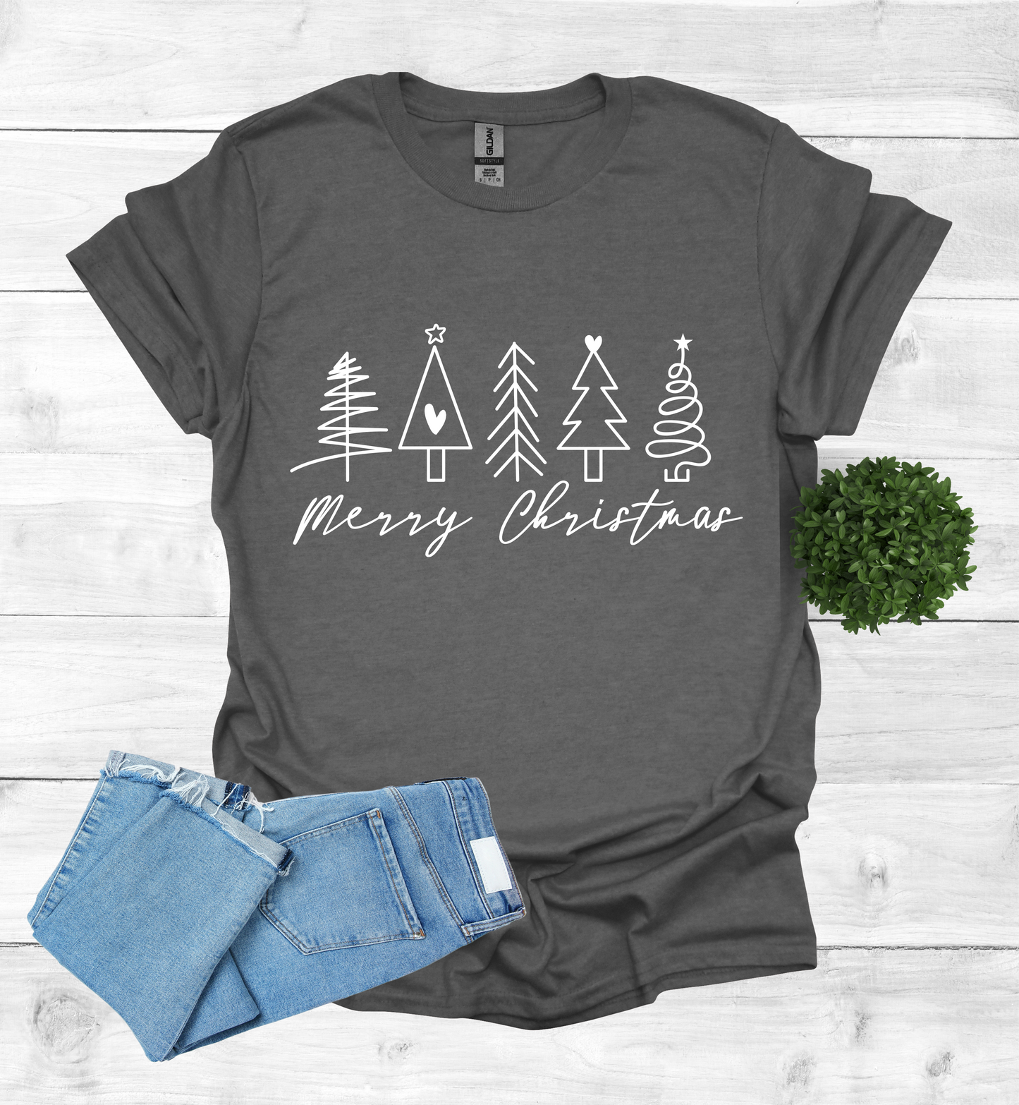 5 Christmas trees with Merry Christmas