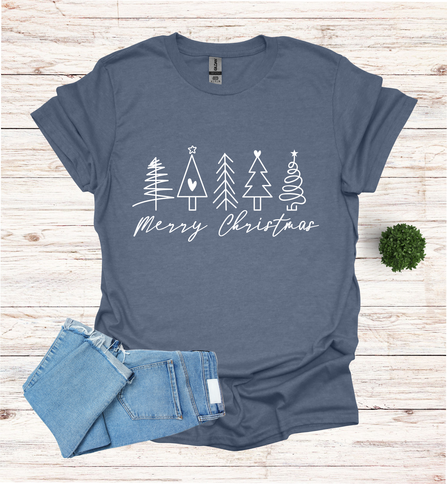 5 Christmas trees with Merry Christmas