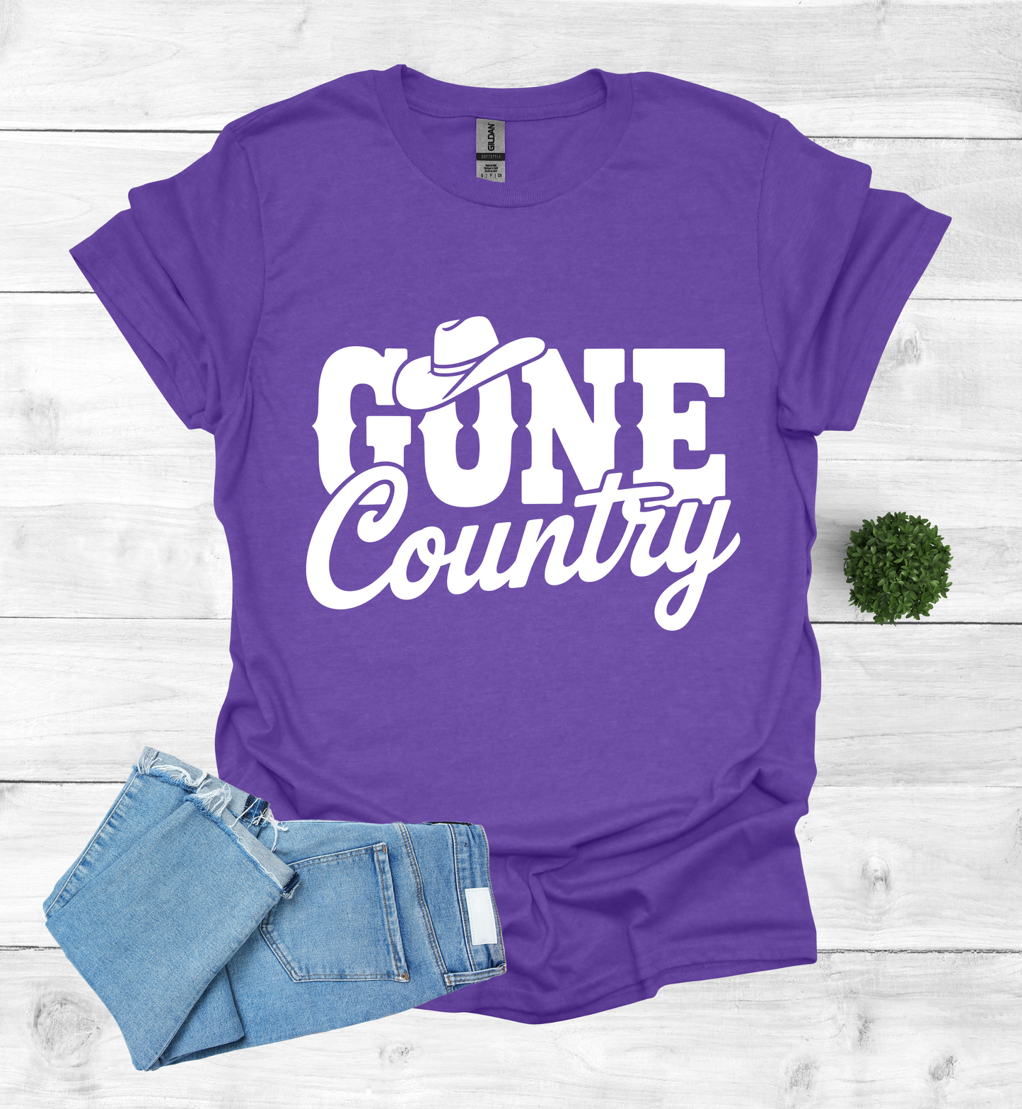 Gone Country saying with small Cowboy Hat