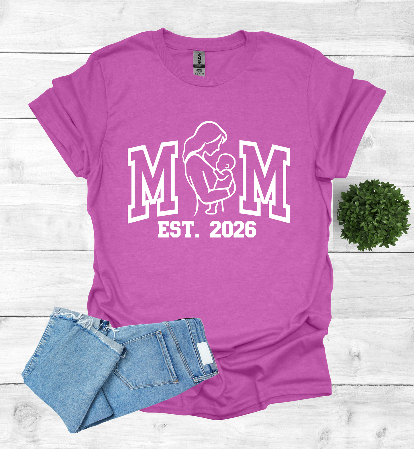 Mom EST 2026 shirt