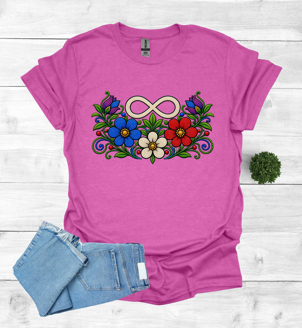 Métis Symbol with flowers T-Shirt