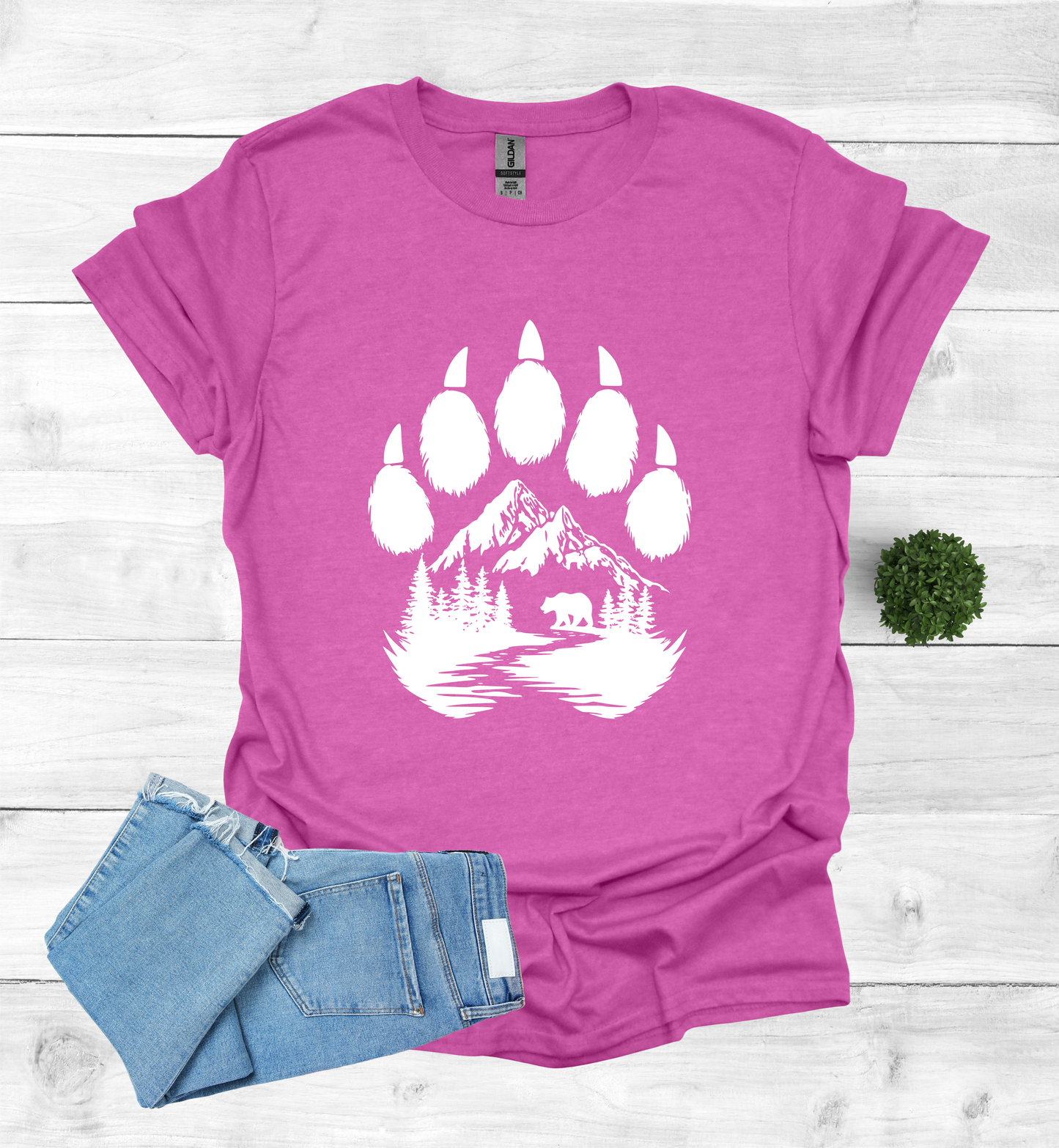 Bear Paw with Mountain Scene