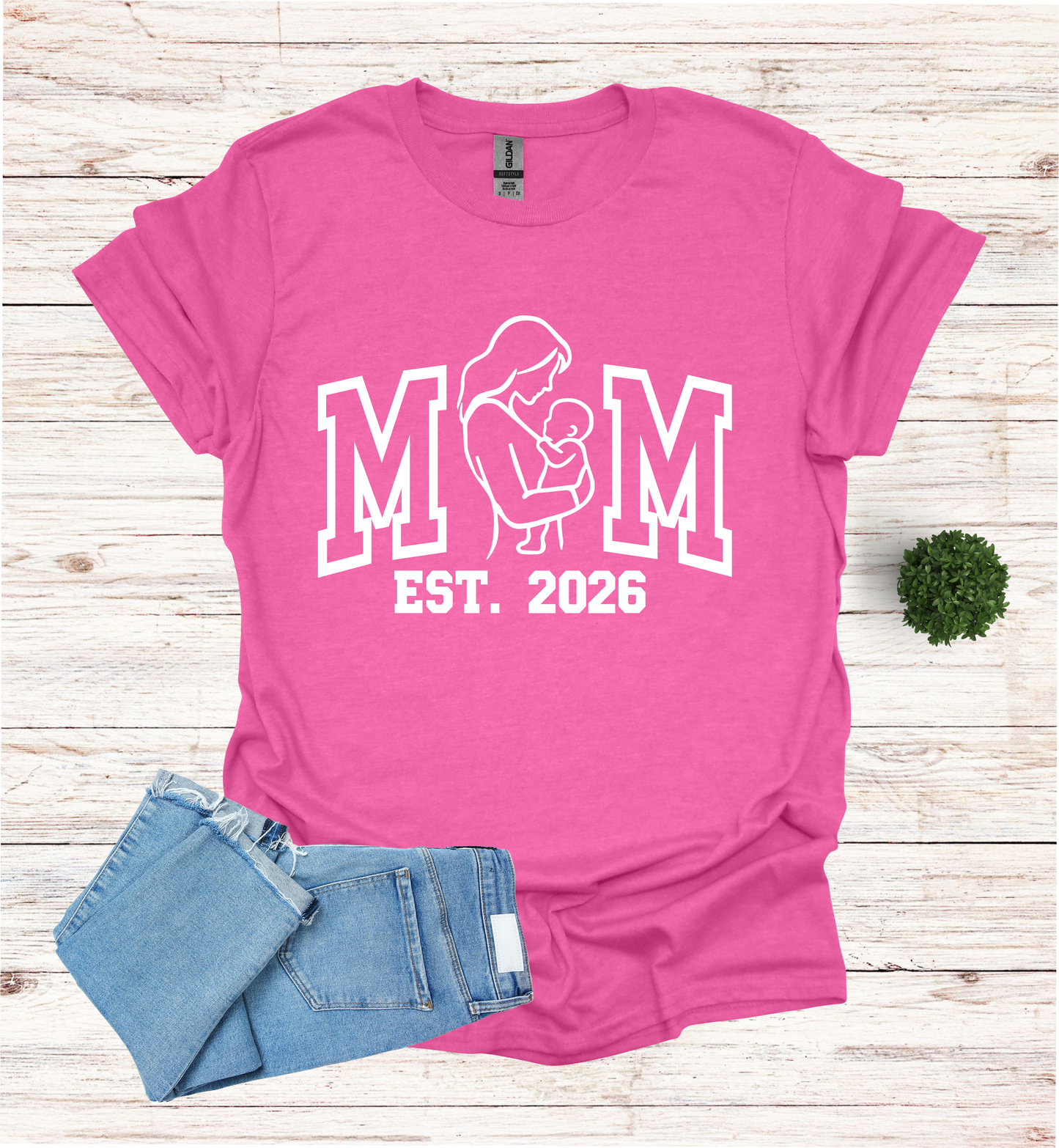 Mom EST 2026 shirt