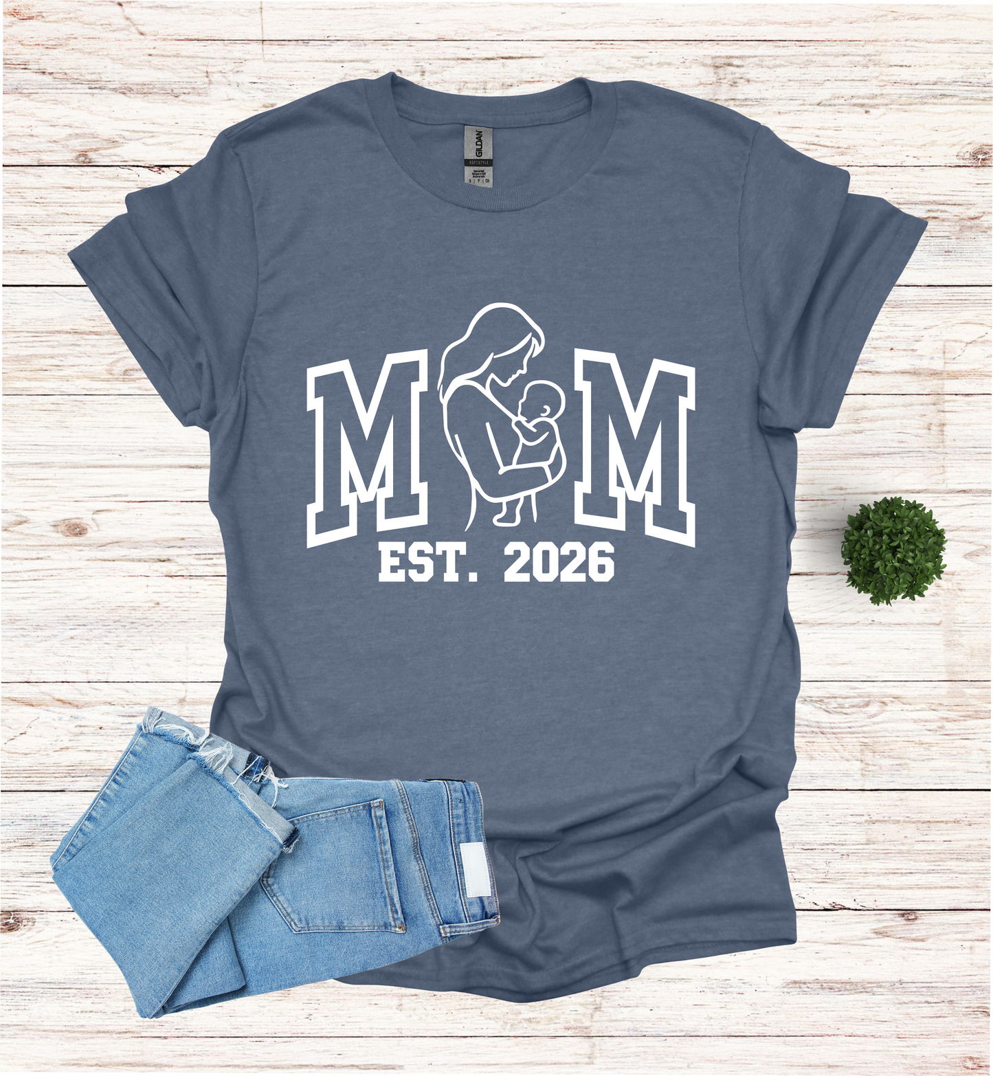 Mom EST 2026 shirt