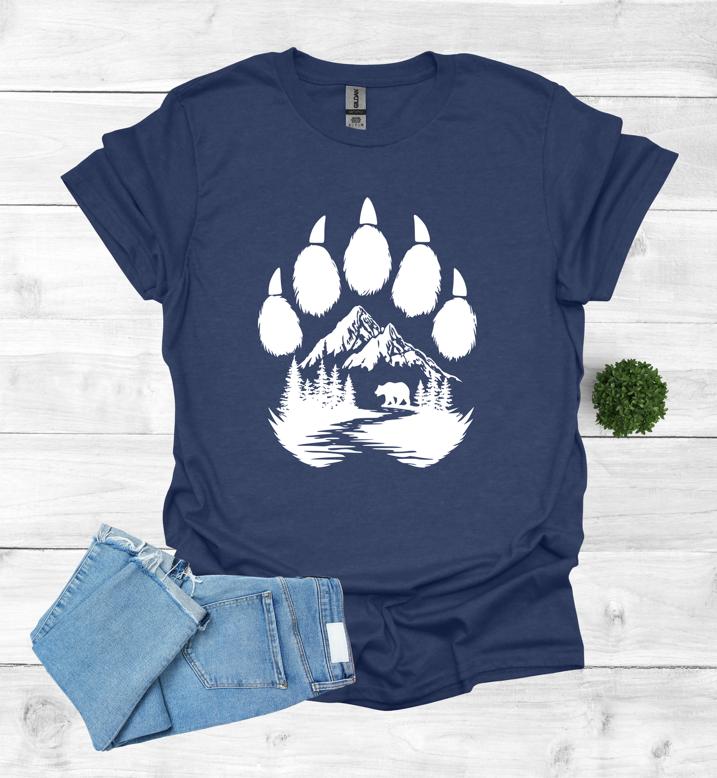 Bear Paw with Mountain Scene