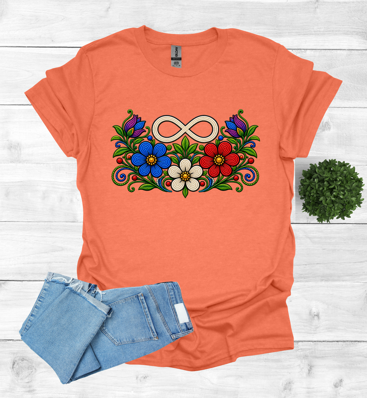 Métis Symbol with flowers T-Shirt