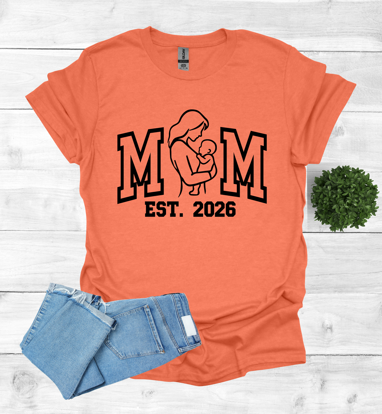 Mom EST 2026 shirt