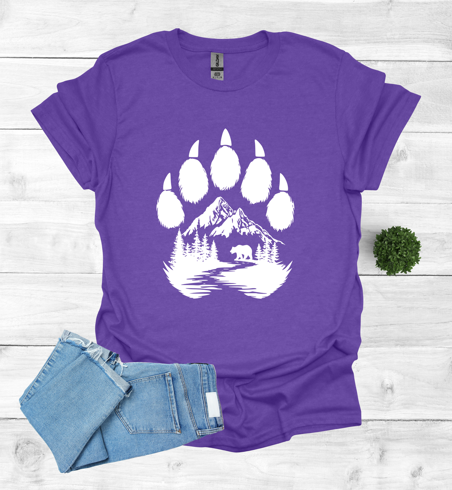 Bear Paw with Mountain Scene