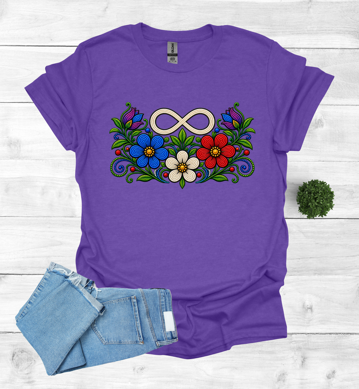 Métis Symbol with flowers T-Shirt