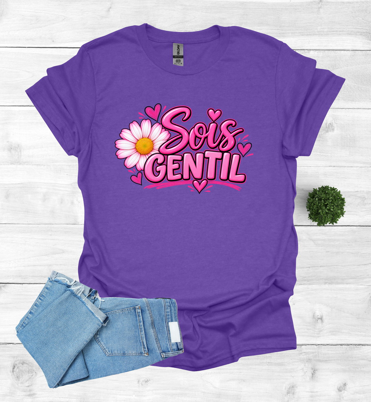 Sois Gentil, Be kind T-Shirt raising awareness