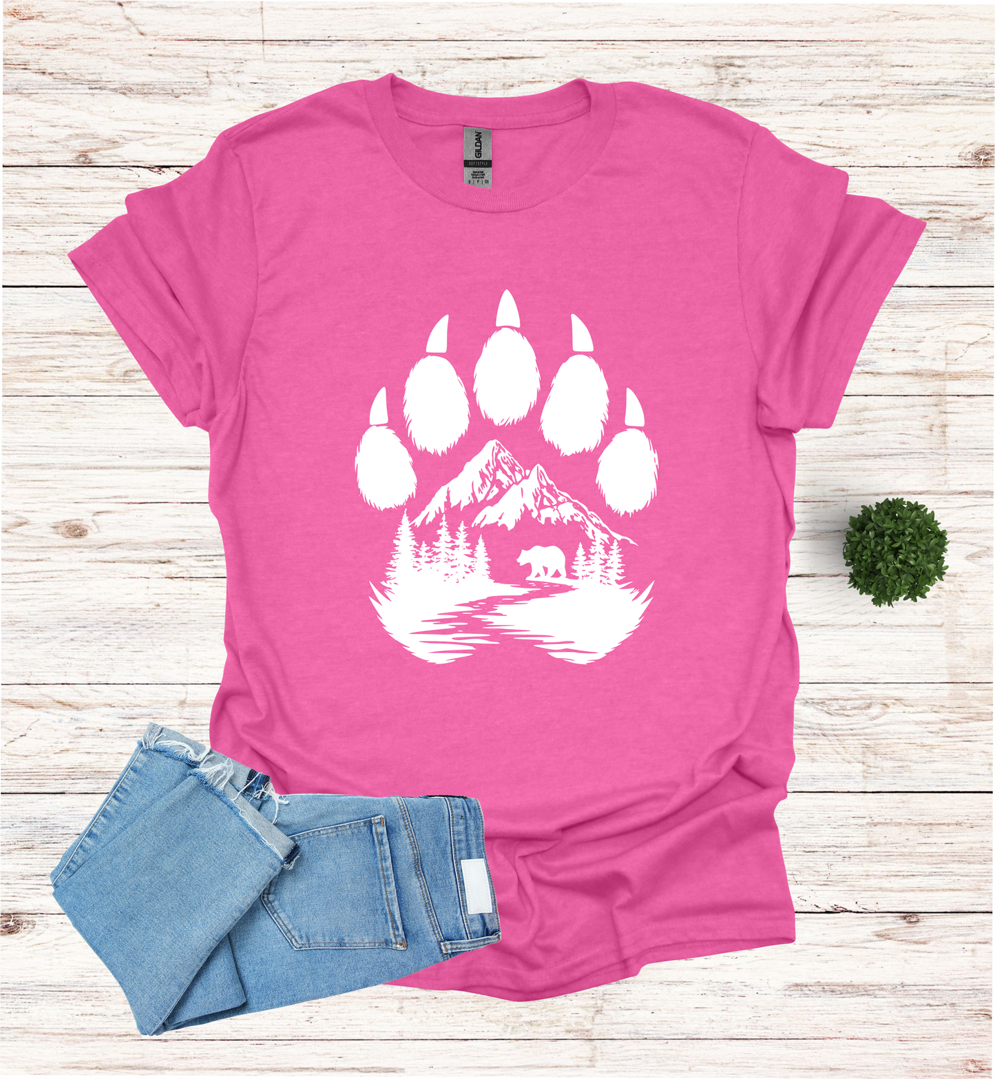 Bear Paw with Mountain Scene