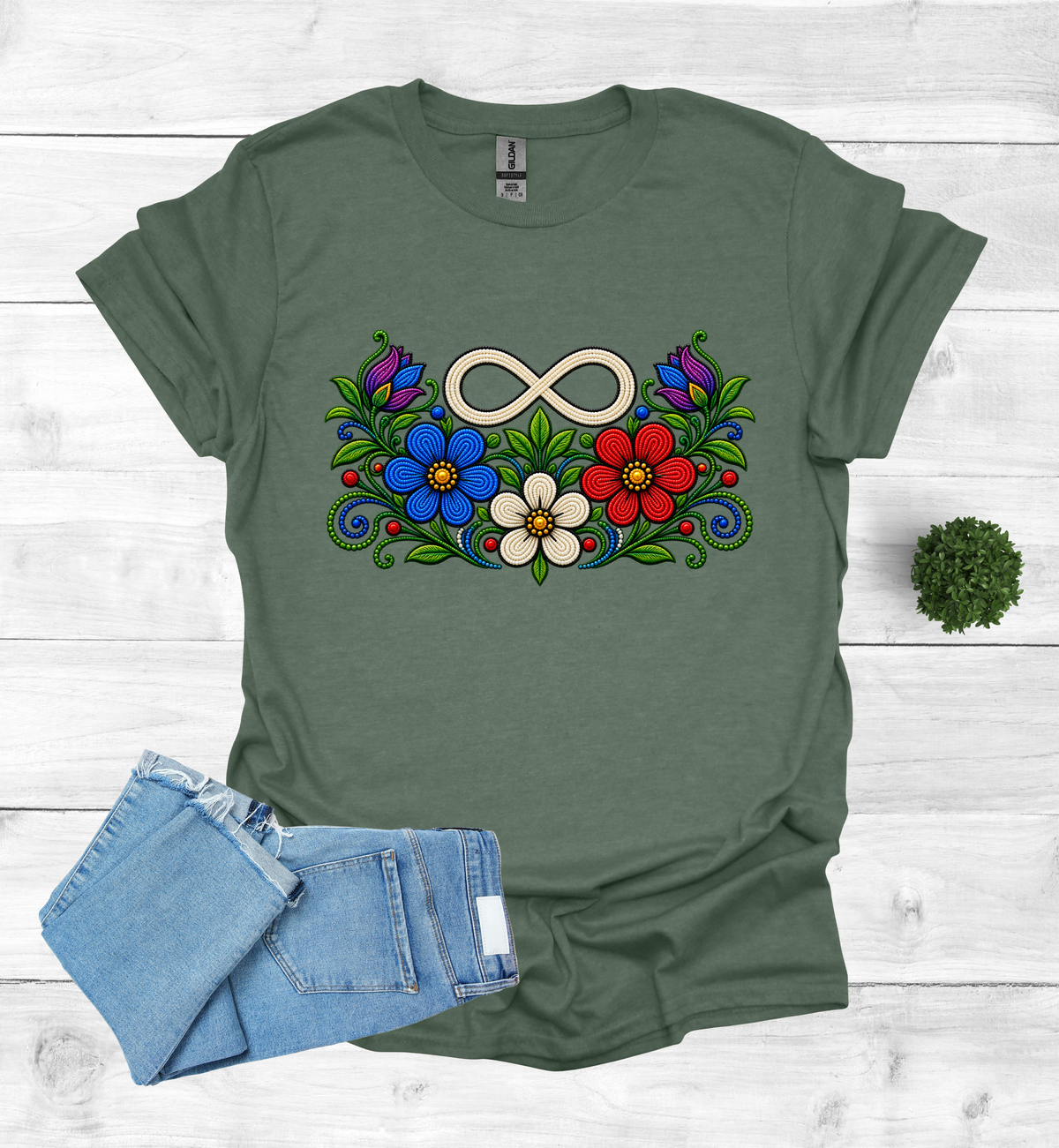 Métis Symbol with flowers T-Shirt