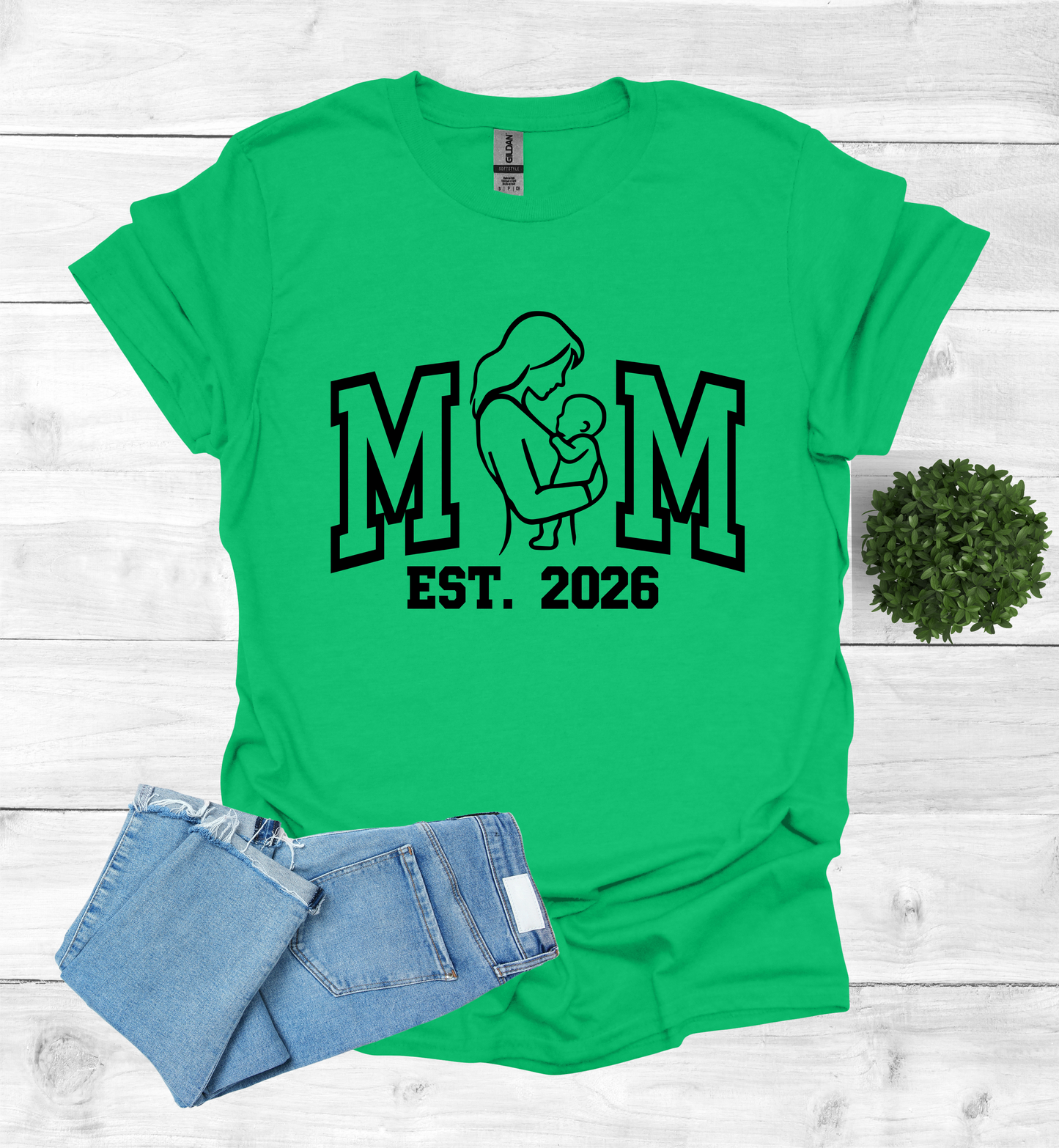 Mom EST 2026 shirt