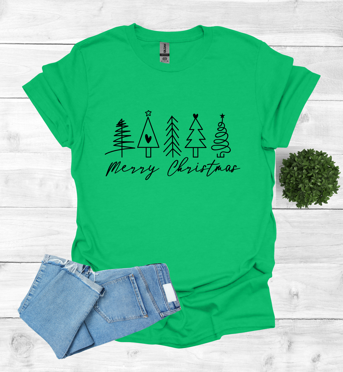 5 Christmas trees with Merry Christmas