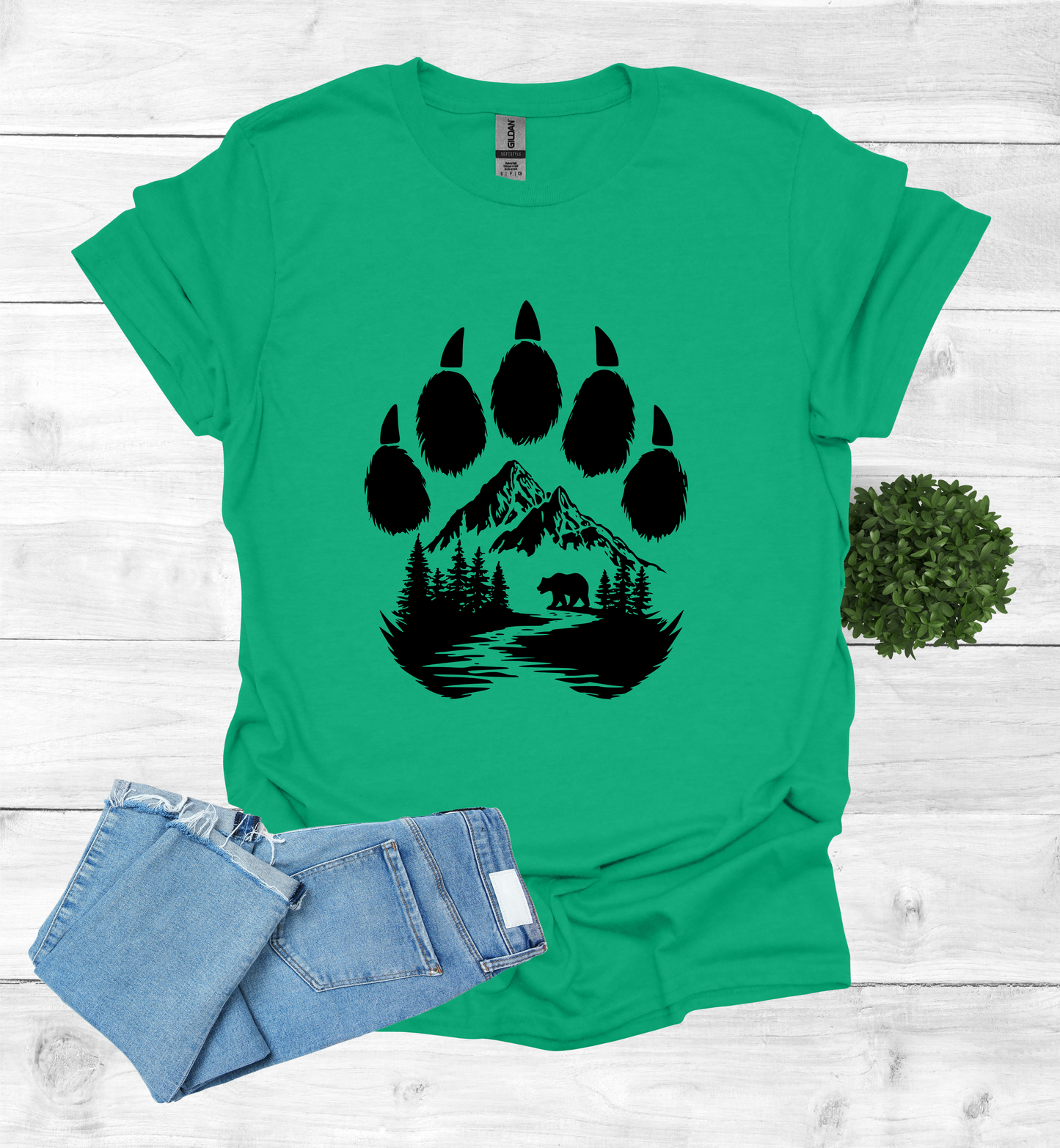 Bear Paw with Mountain Scene