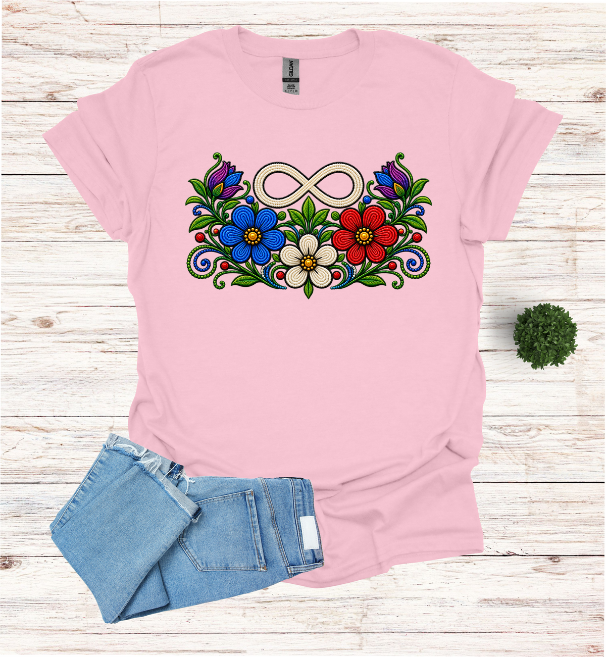 Métis Symbol with flowers T-Shirt