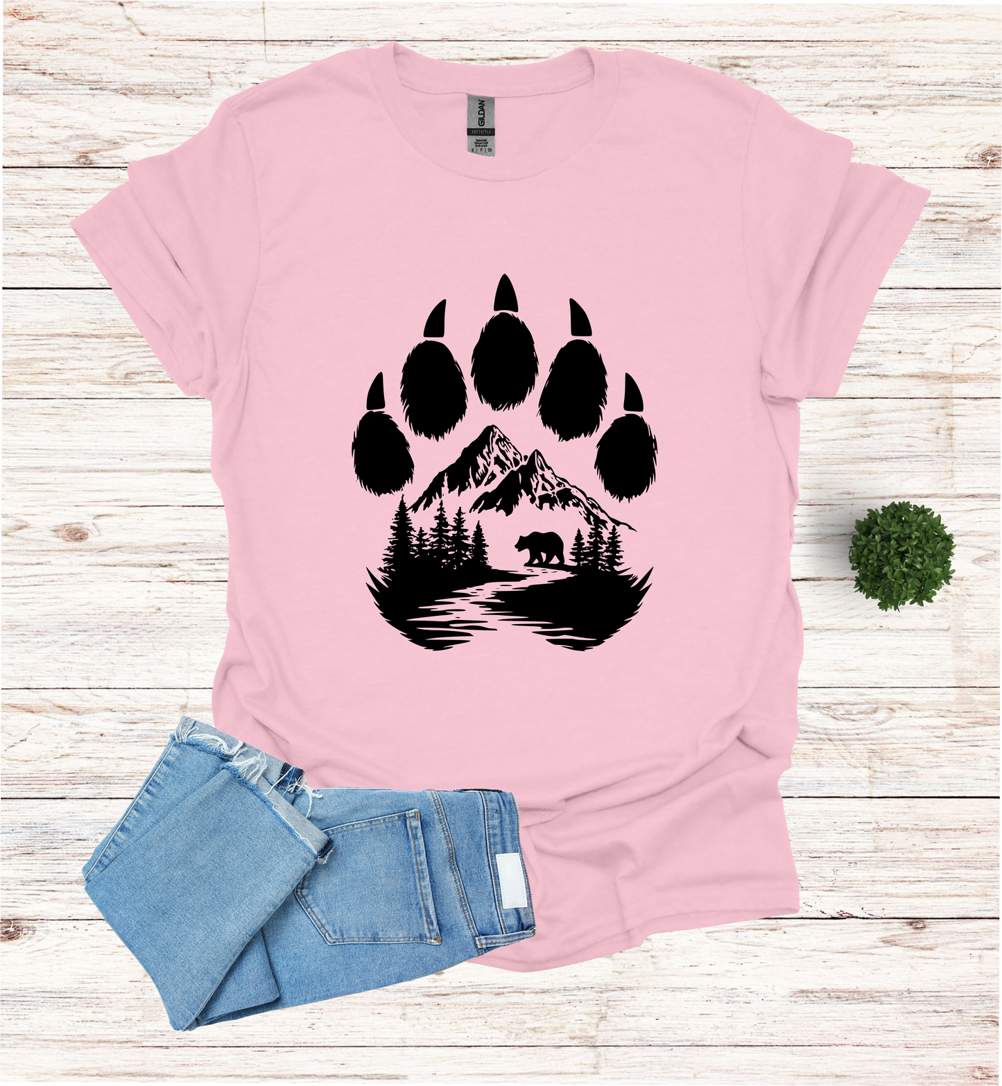 Bear Paw with Mountain Scene