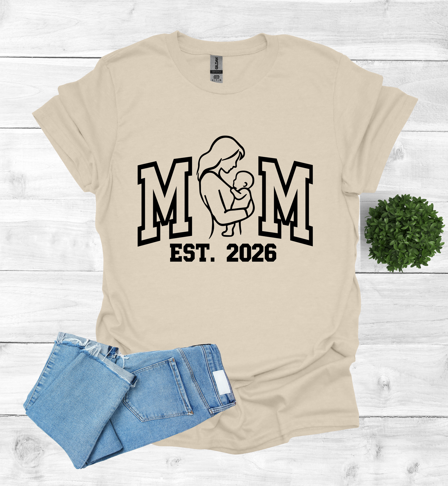 Mom EST 2026 shirt