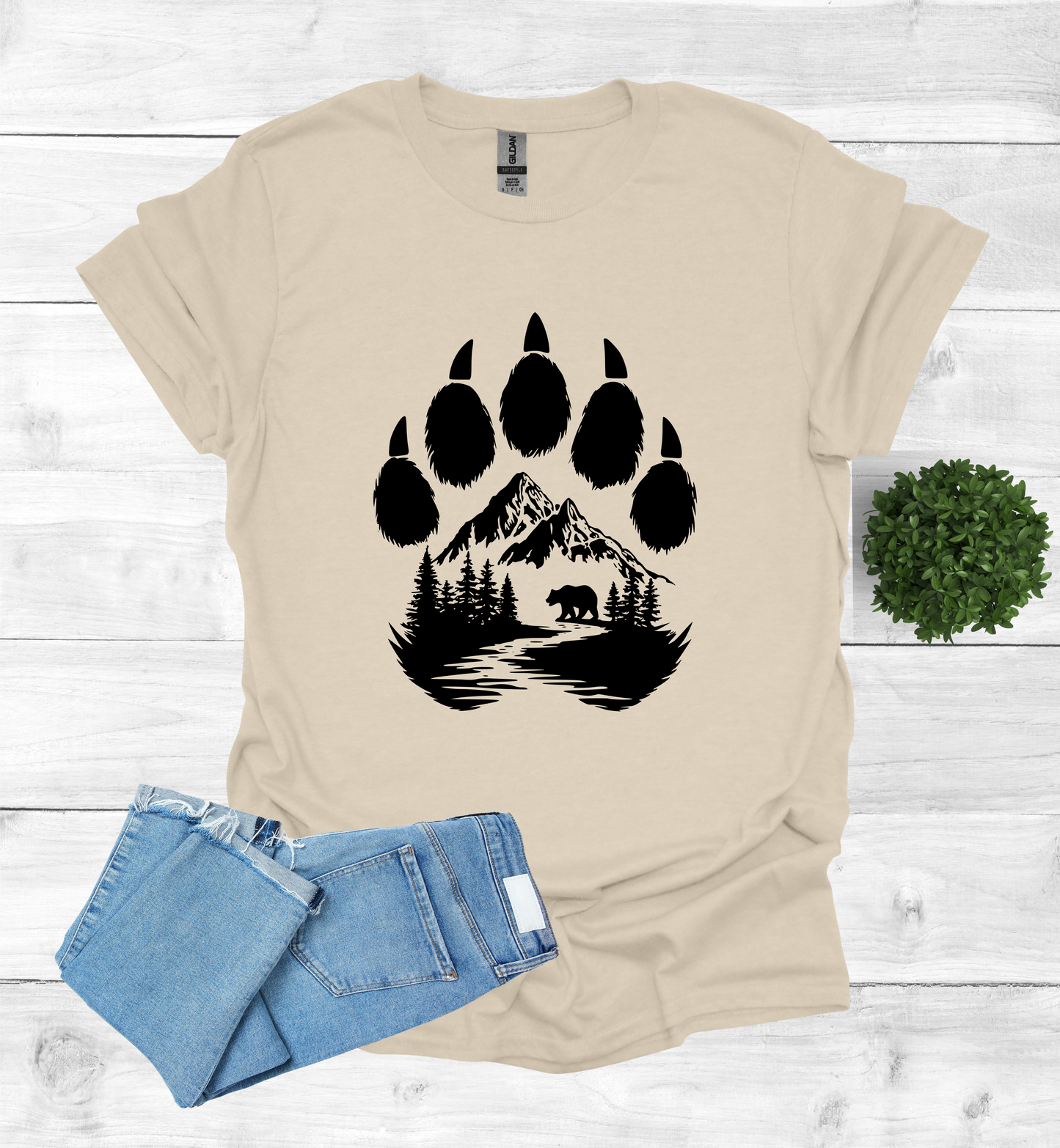 Bear Paw with Mountain Scene