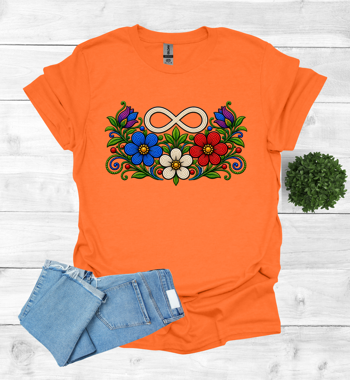 Métis Symbol with flowers T-Shirt