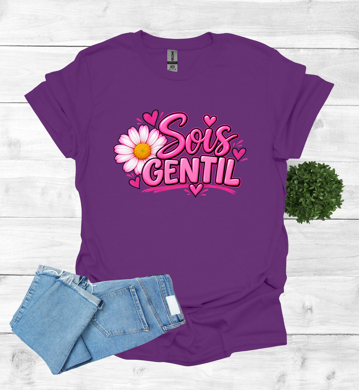 Sois Gentil, Be kind T-Shirt raising awareness
