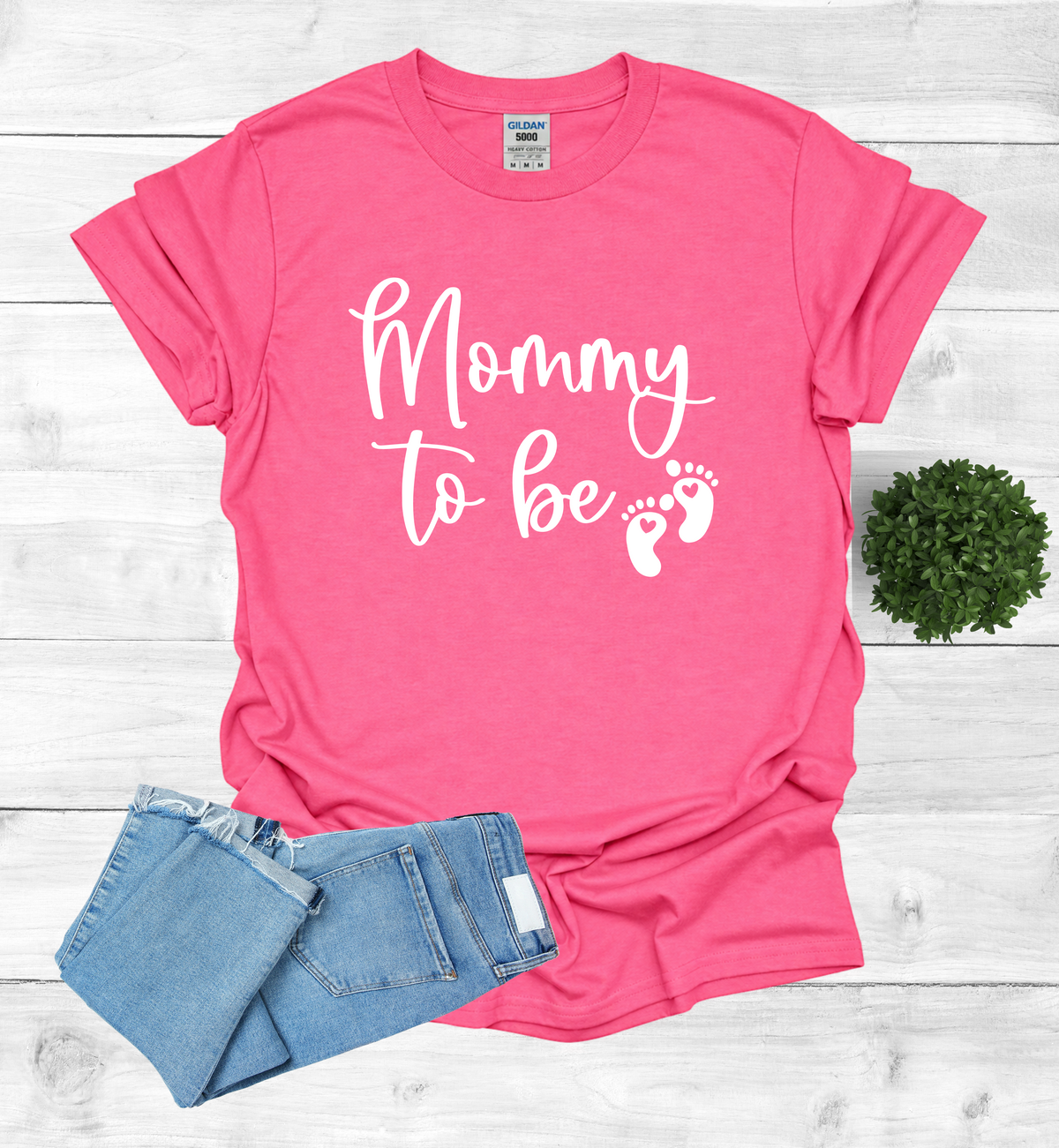 Mommy to be T-Shirt