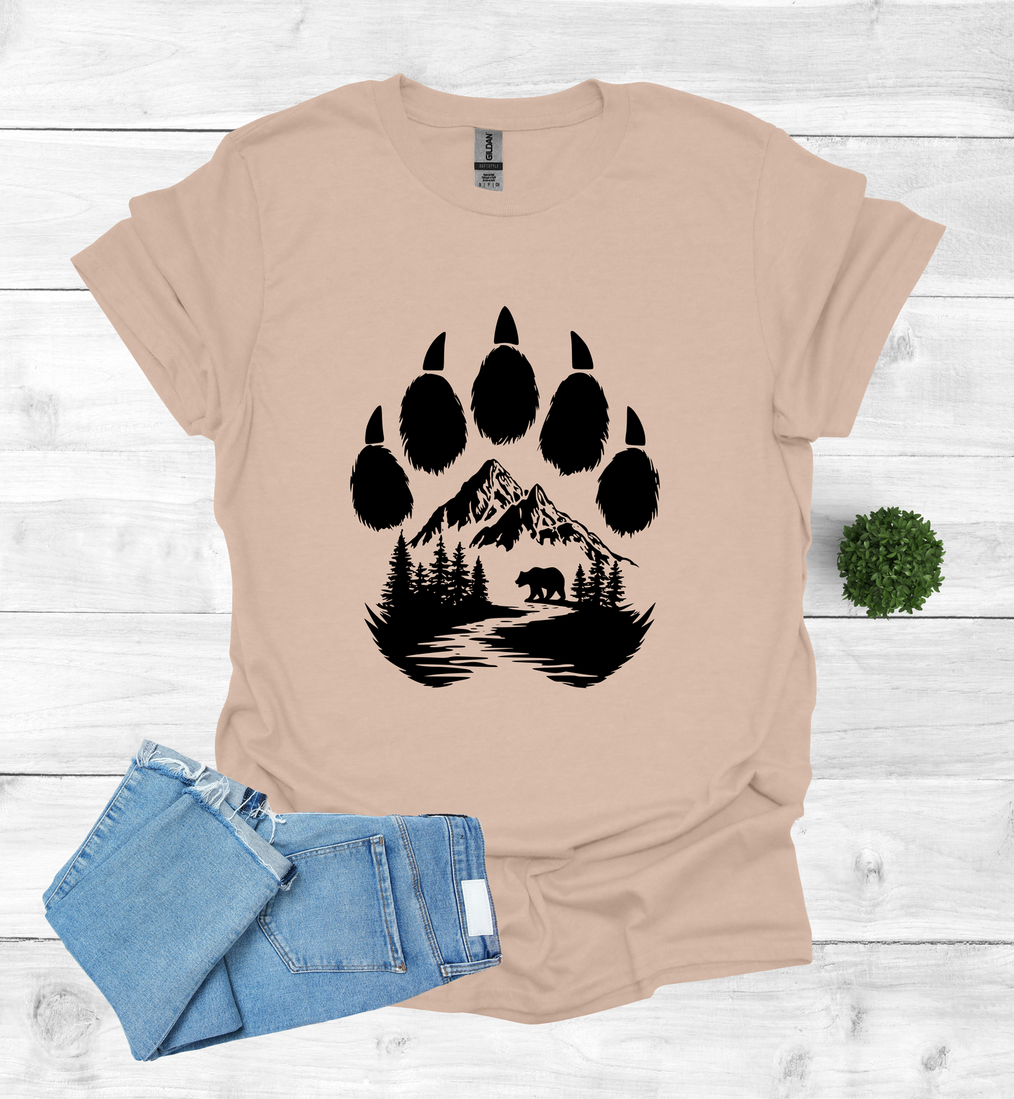 Bear Paw with Mountain Scene
