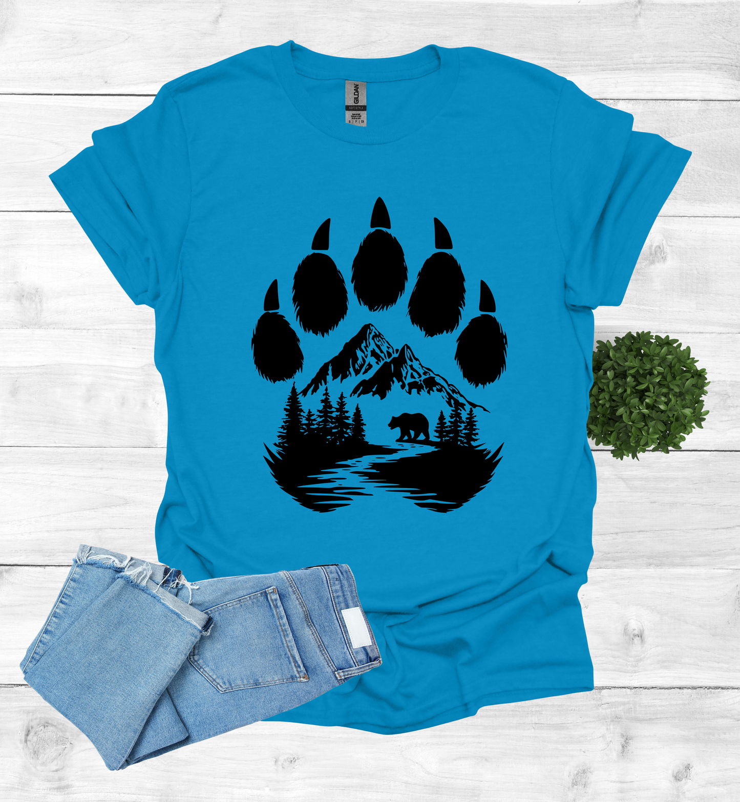 Bear Paw with Mountain Scene