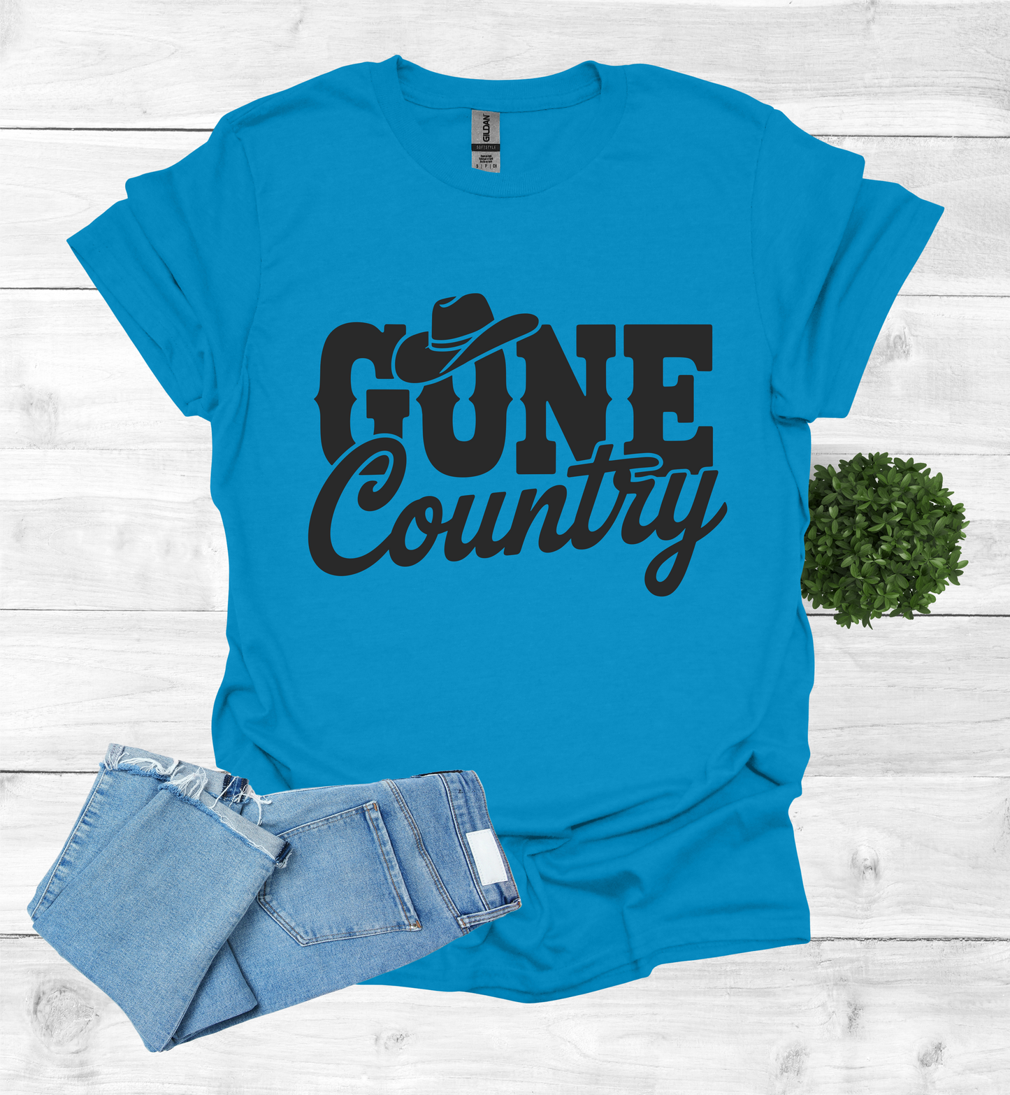 Gone Country saying with small Cowboy Hat