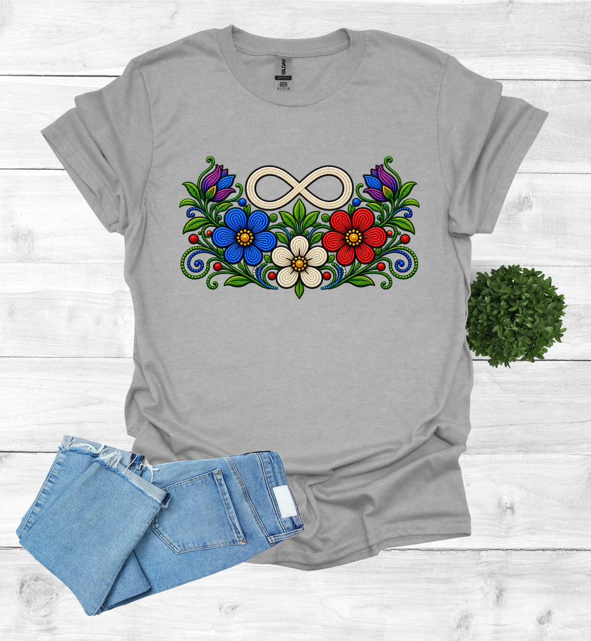 Métis Symbol with flowers T-Shirt