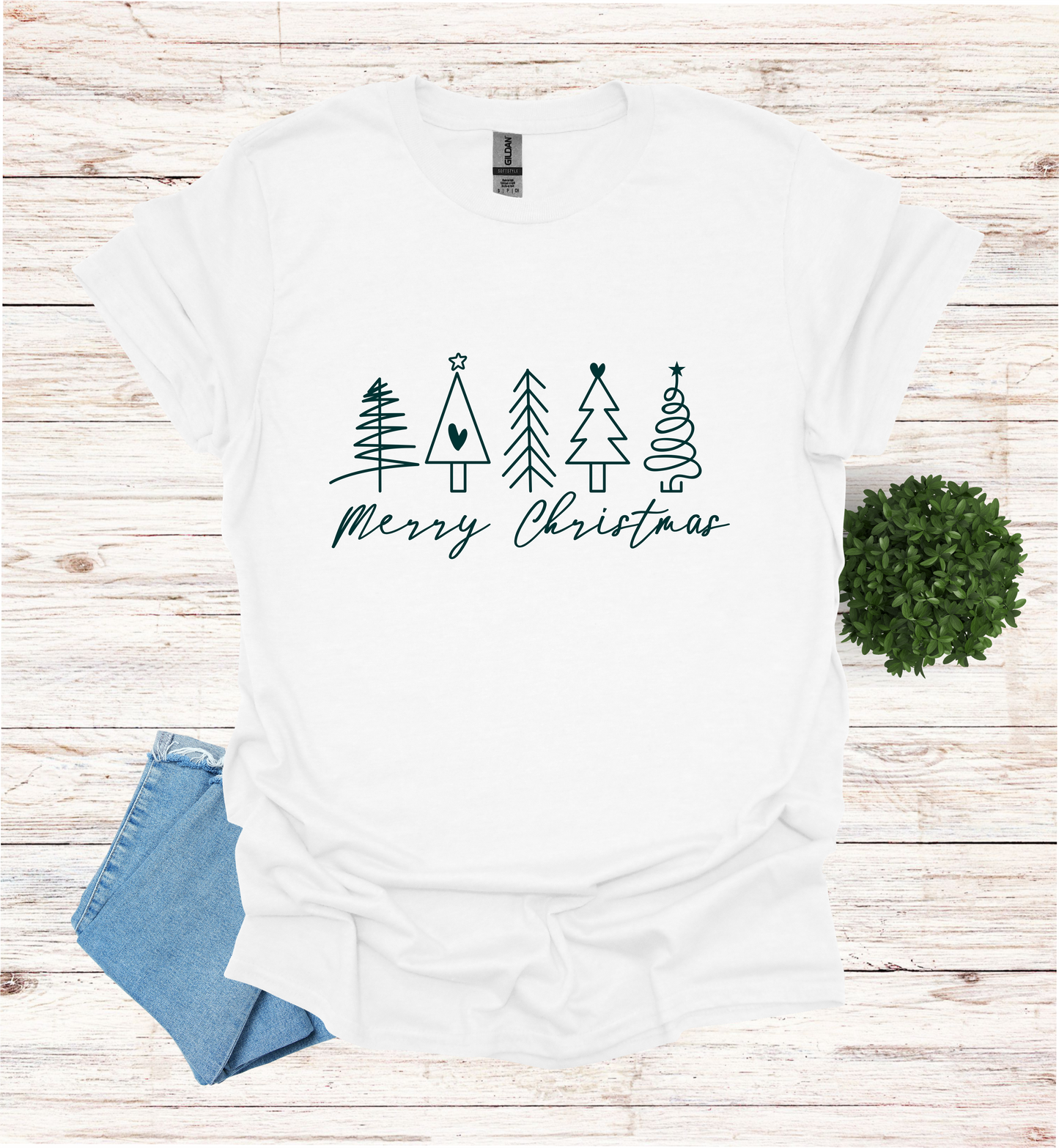 5 Christmas trees with Merry Christmas